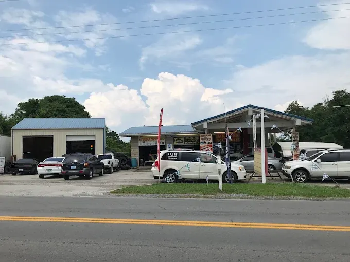 Affordable Automotive Repair shop building and service bays at 262 Lakeway Dr, Russell Springs, KY